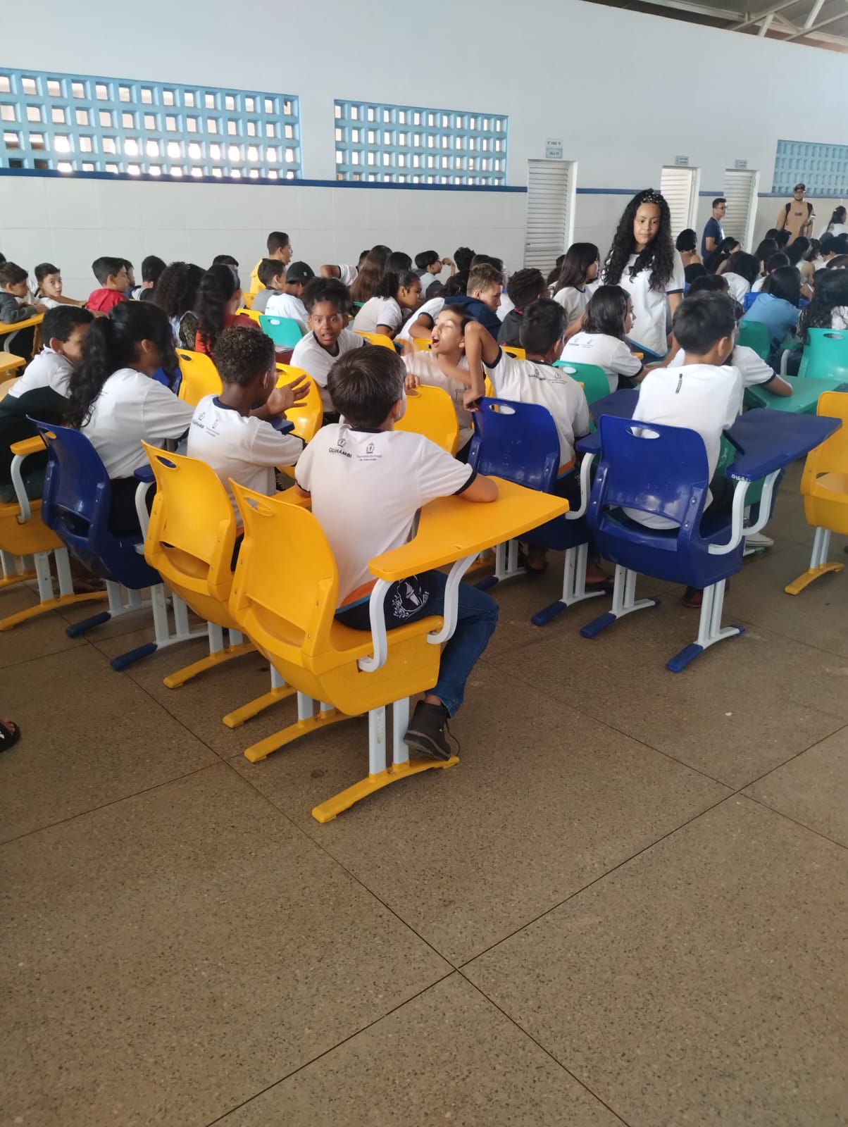 Visita às escolas